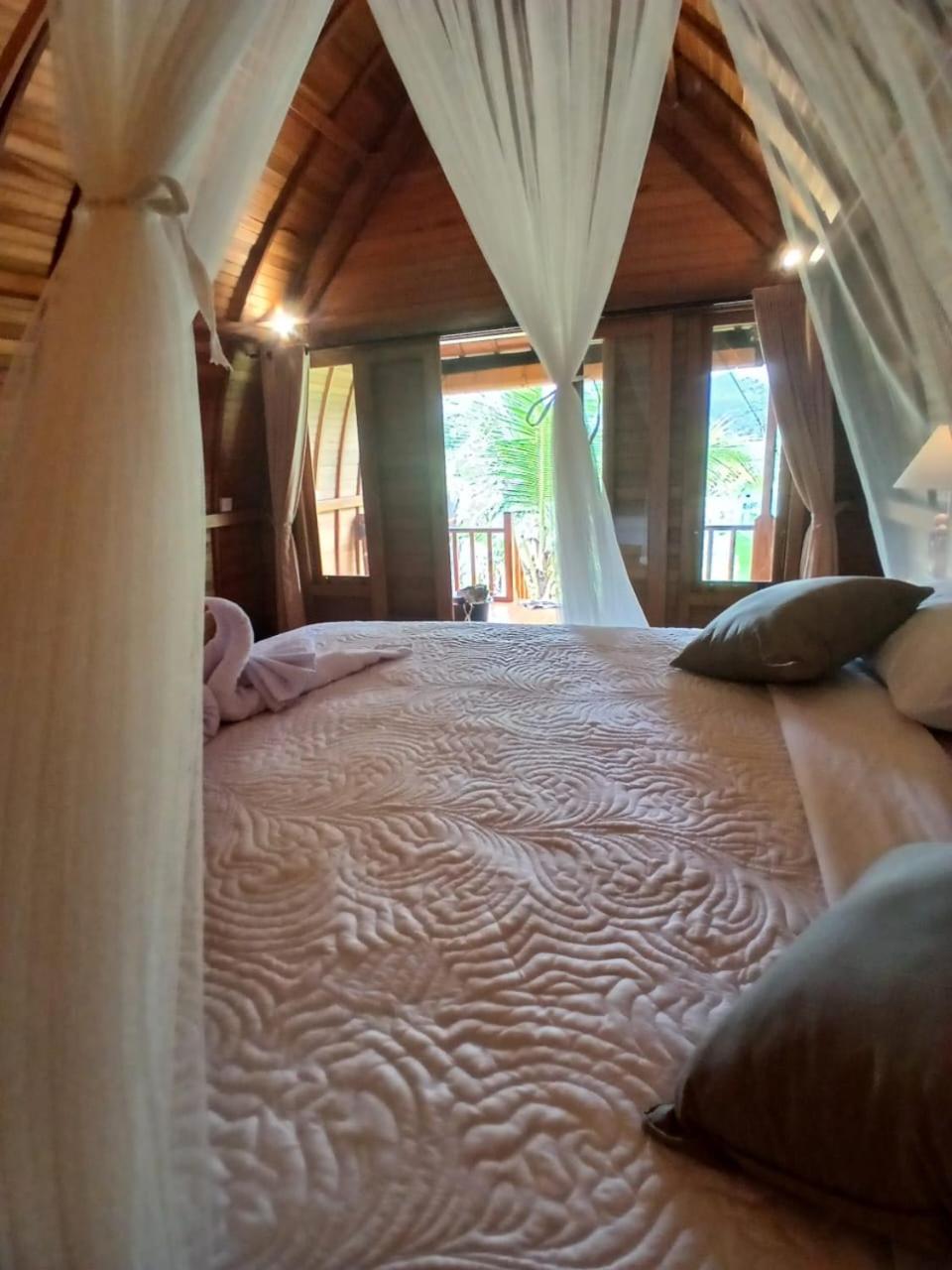 Lumbung Umaluah Villa Sidemen  Exterior photo